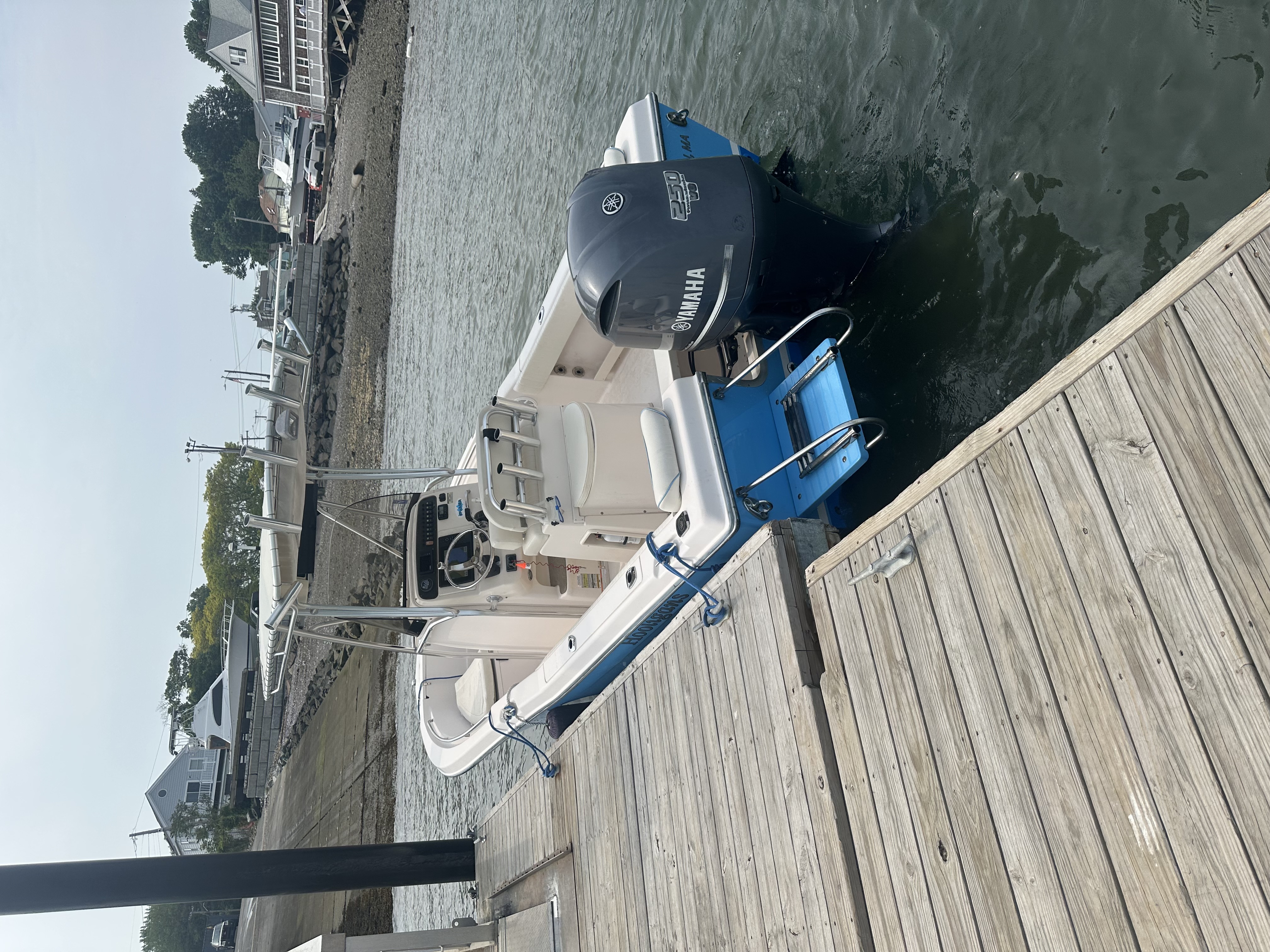 2011 Grady-White Fisherman 209