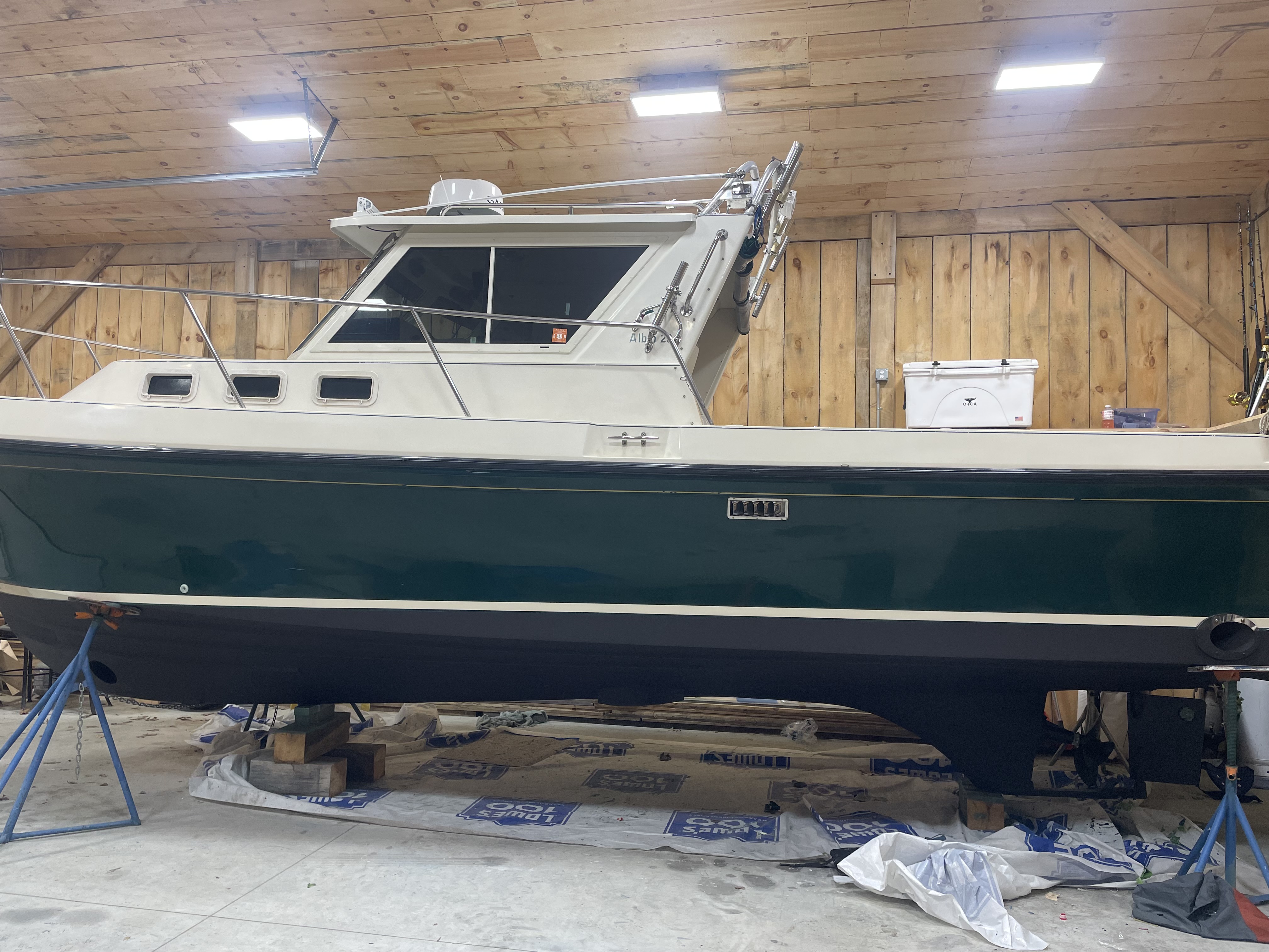 2000 28 Albin Tournament Express