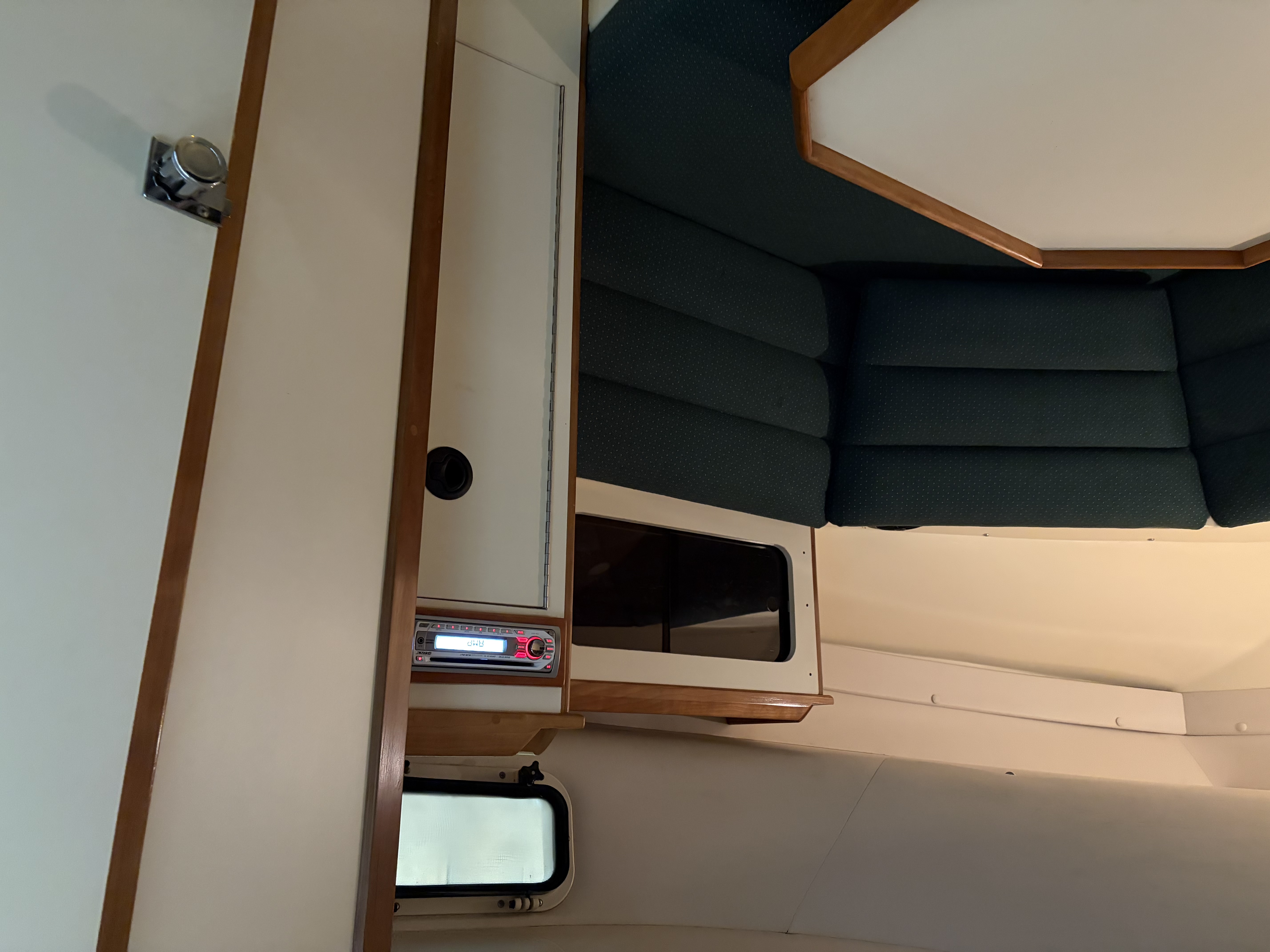 2000 28 Albin Tournament Express