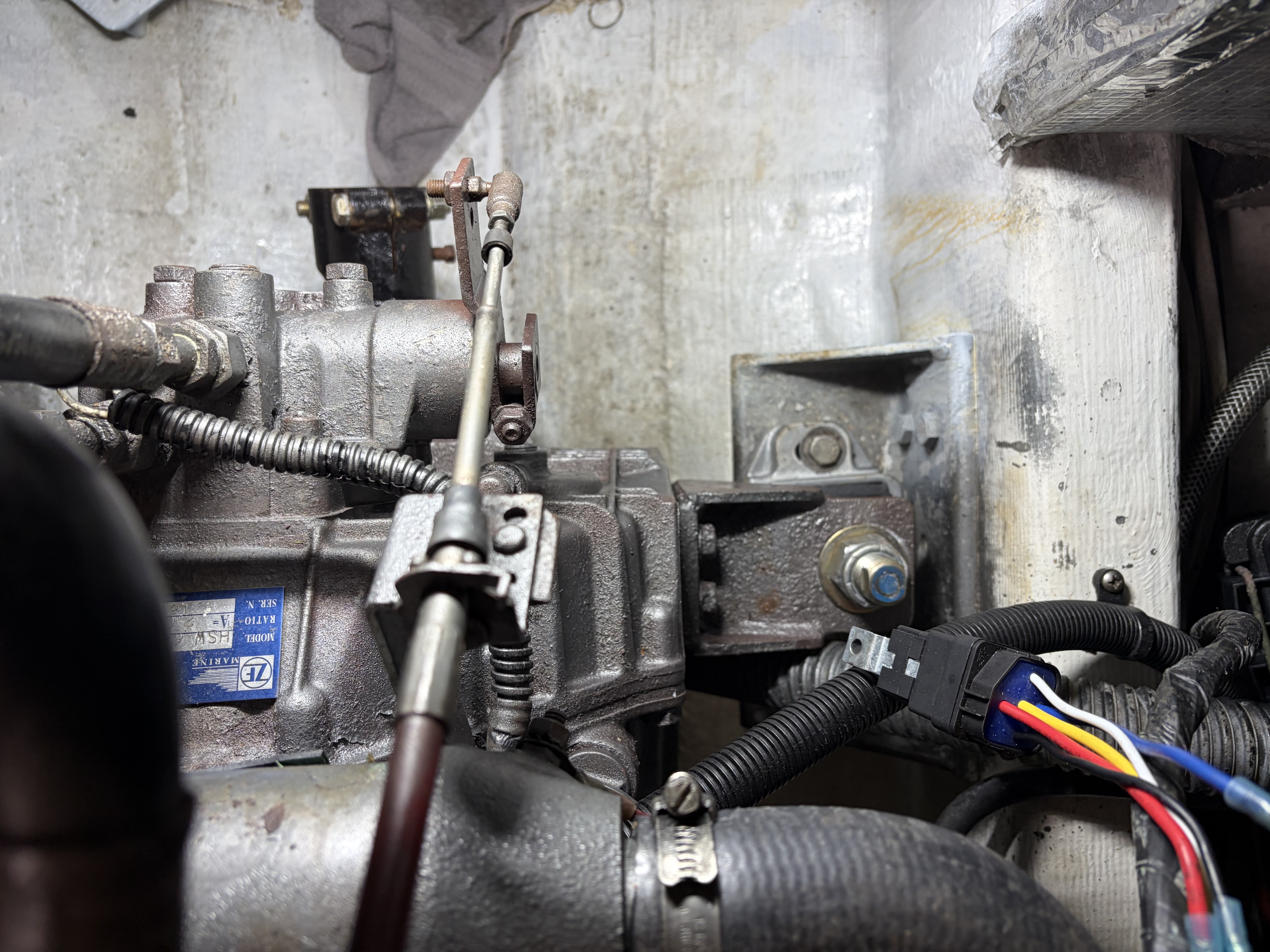 2000 28 Albin Tournament Express