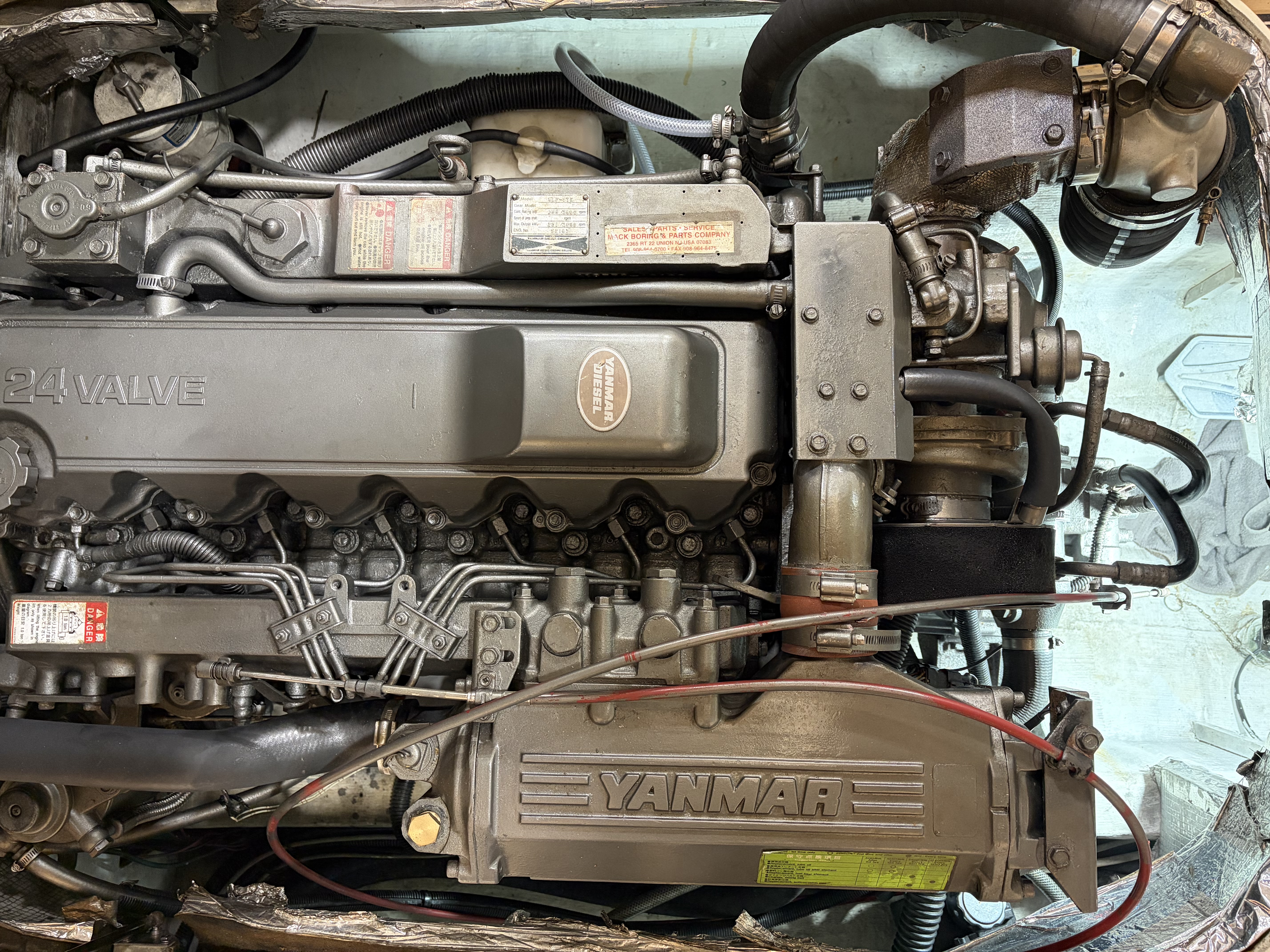 2000 28 Albin Tournament Express