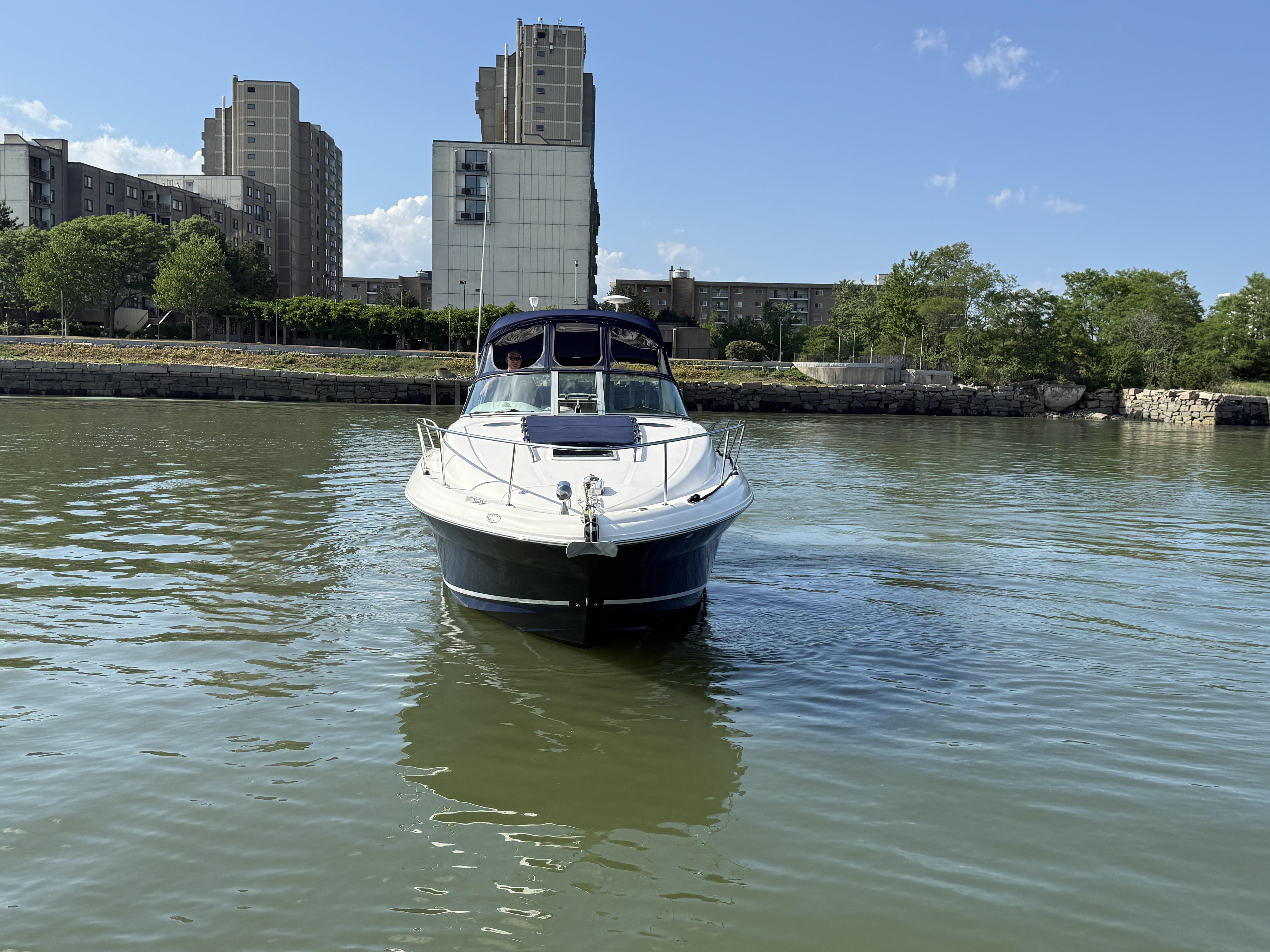 2004 Sea Ray 320 Sundancer
