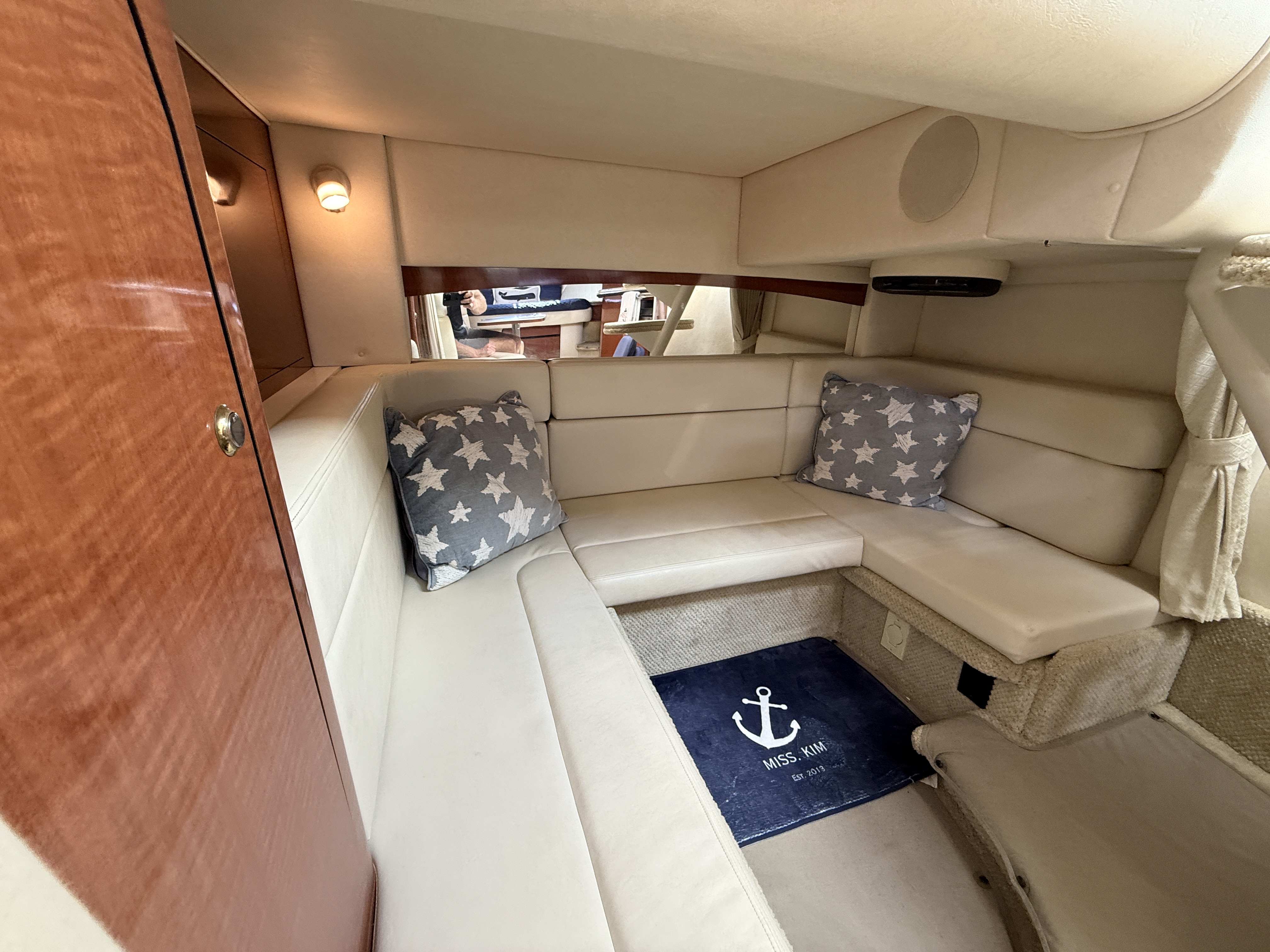 2004 Sea Ray 320 Sundancer