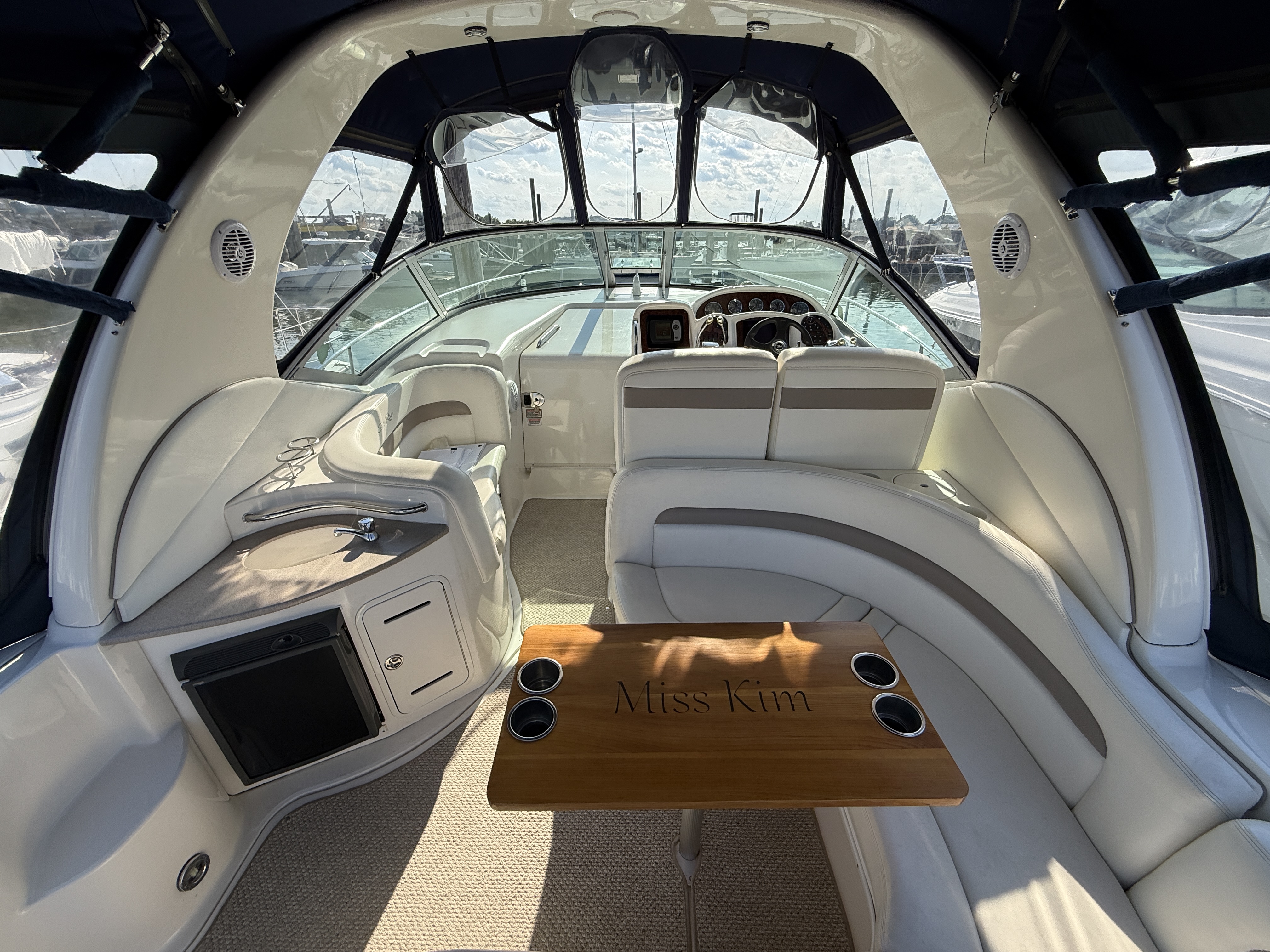 2004 Sea Ray 320 Sundancer